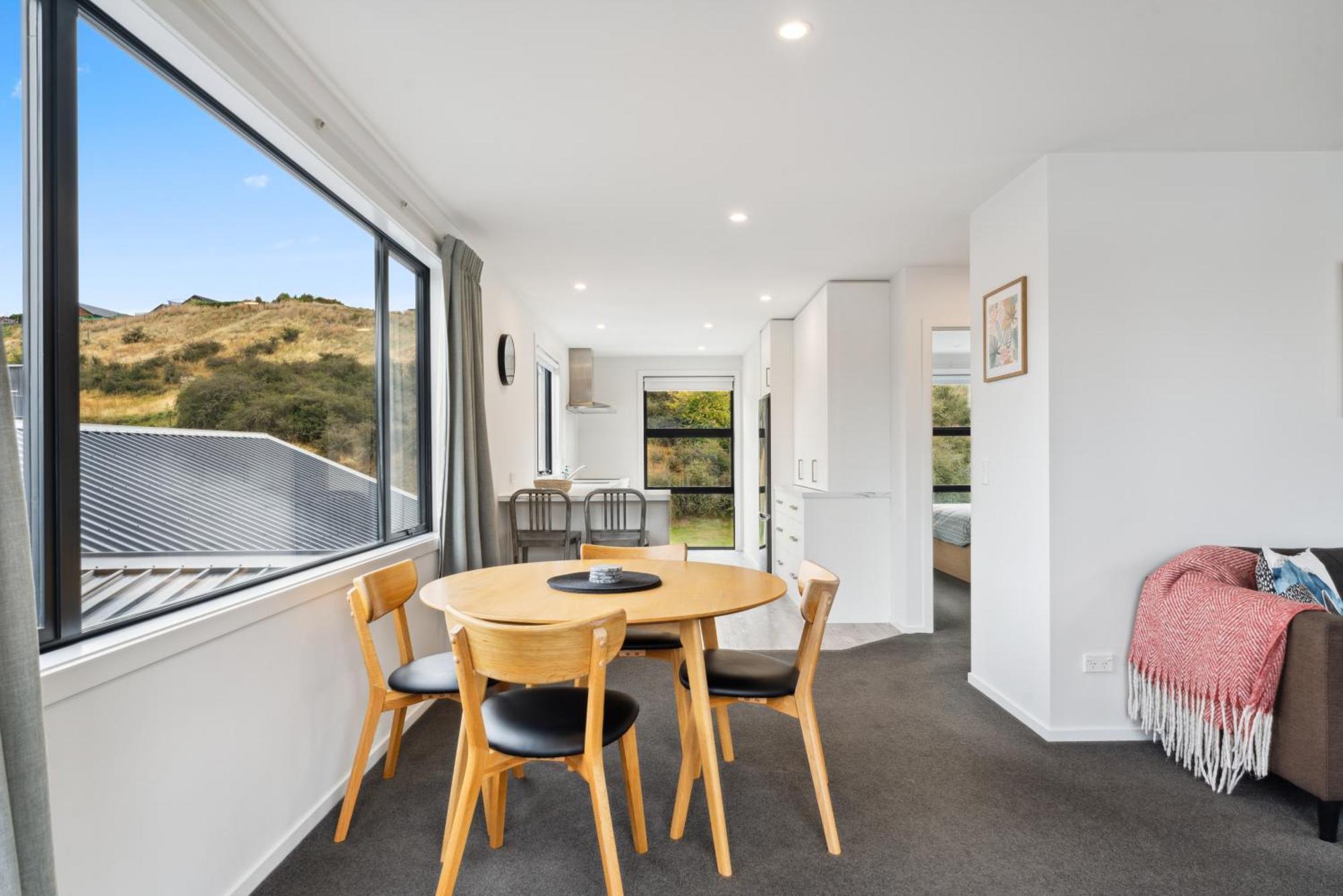 Modern Apartment With Coronet & Remarkables Views 퀸즈타운 외부 사진