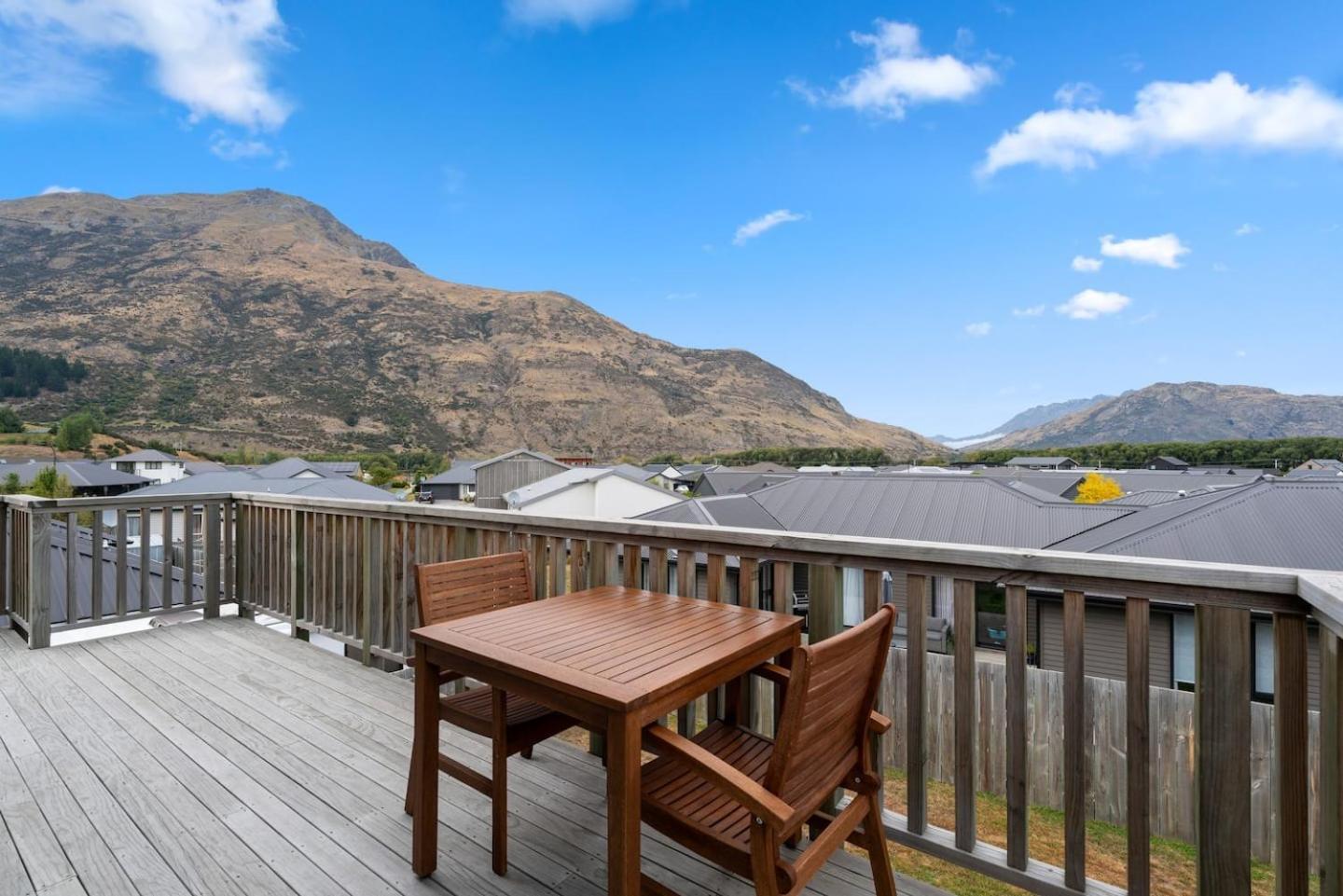 Modern Apartment With Coronet & Remarkables Views 퀸즈타운 외부 사진